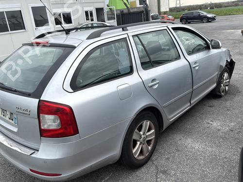 Left front window switch SKODA OCTAVIA II Combi (1Z5) 1.6 TDI | BP31354467I27  - Image 24