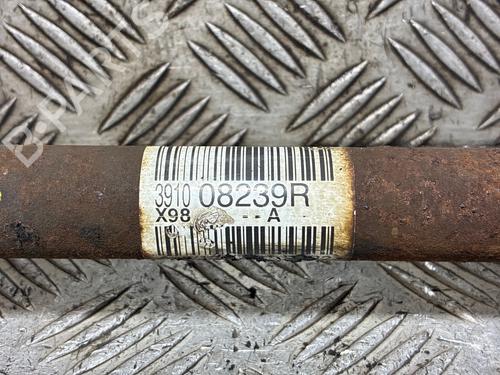 Used Right front driveshaft Right front driveshaft 39520733 39520733