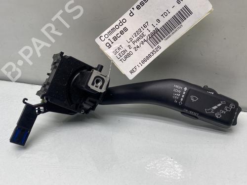 Used Steering column stalk SEAT LEON (1P1) 1.9 TDI (105 hp) 26400526