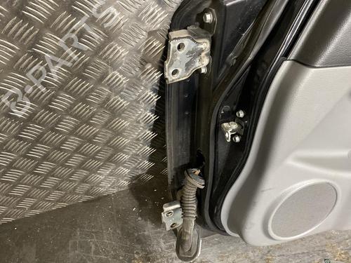 Right front door SUZUKI SX4 (EY, GY) 1.6 DDIS (RW416D) | BP21956228C3