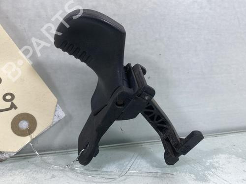 Used Front left exterior door handle RENAULT TWINGO I (C06_) 1.2 (C066, C068) (58 hp) 27632536