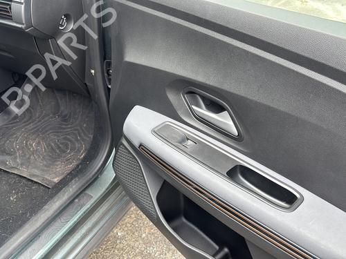 Right rear window switch DACIA SANDERO III 1.0 TCe 100 ECO-G | BP31804611I28  - Image 17