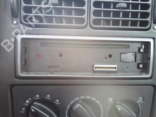 Left taillight VW POLO III (6N1) 75 1.6 | BP20032054C34 