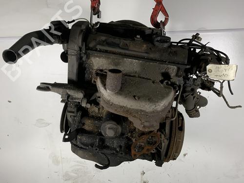Used Engine Engine VW POLO Coupe (86C, 80) 1.0 Cat (45 hp) 32710314 32710314