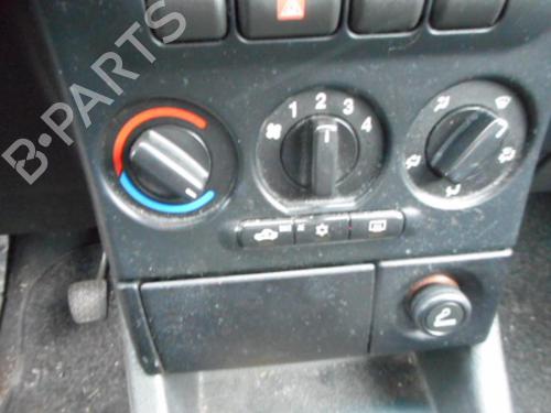 Headlight switch OPEL ZAFIRA A MPV (T98) 2.0 DI 16V (F75) | BP19984493I24 