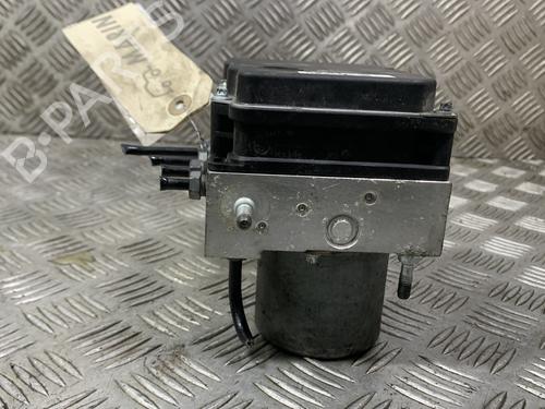 Used ABS pump ABS pump PEUGEOT 5008 (0U_, 0E_) 1.6 BlueHDi 120 (120 hp) 29940048 29940048