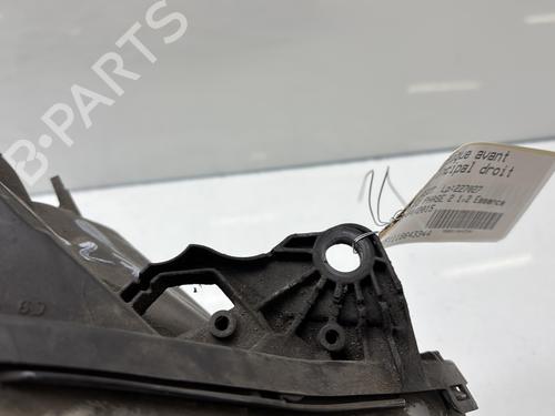 Right headlight PEUGEOT 208 I (CA_, CC_) 1.2 VTI 82 | BP31906140C29