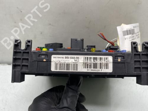Fuse box PEUGEOT 206 CC (2D) 1.6 HDi 110 | BP31206018E1