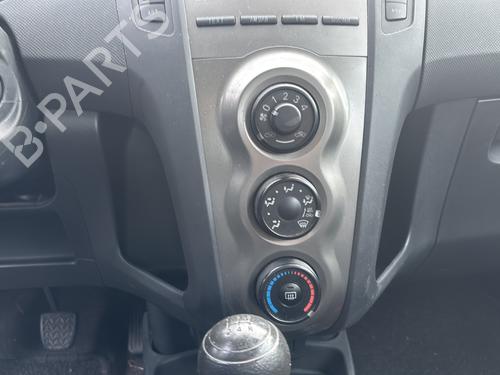 Left front window switch TOYOTA YARIS (_P9_) 1.0 VVT-i (KSP90_, KSP90R) | BP31134900I27 - Image 26
