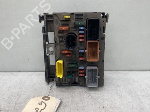 Fuse box PEUGEOT 307 Break (3E) 1.6 HDi 110 | BP34449918E1 - Image 3