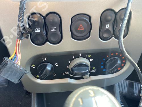 Instrument cluster DACIA SANDERO 1.4 MPI LPG | BP29759276C47 - Image 27