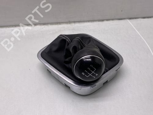 Used Gear lever VW POLO V (6R1, 6C1) 1.2 (60 hp) 25813804