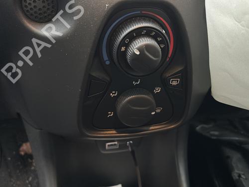 Interior roof light PEUGEOT 108 1.0 VTi 72 | BP28522490I8 - Image 4