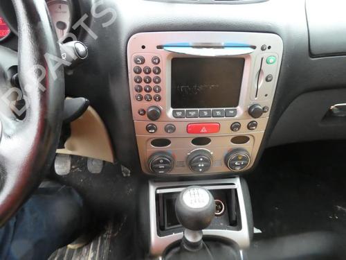 Pulsante luci di emergenza ALFA ROMEO GT (937_) 1.9 JTD (937CXN1B) | BP19997481I22 