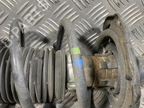 Used Left front shock absorber Left front shock absorber VW GOLF VII Variant (BA5, BV5) 1.6 TDI (105 hp) 22928415 22928415
