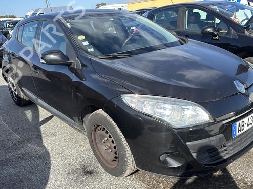 Błotnik przedni prawy RENAULT MEGANE III Hatchback (BZ0/1_, B3_) 1.5 dCi (BZ09, BZ0D, BZ1W, BZ29, BZ14) | BP30593219C42 