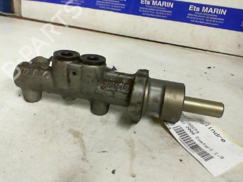 Used Brake master cylinder SKODA FABIA I Combi (6Y5) [2000-2007]  20007010
