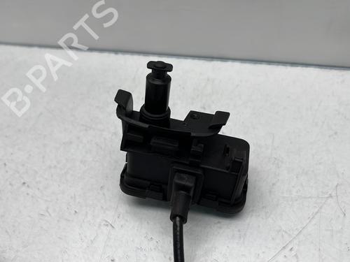 Fuel door actuator VW POLO V (6R1, 6C1) 1.6 TDI | BP26708726E18 