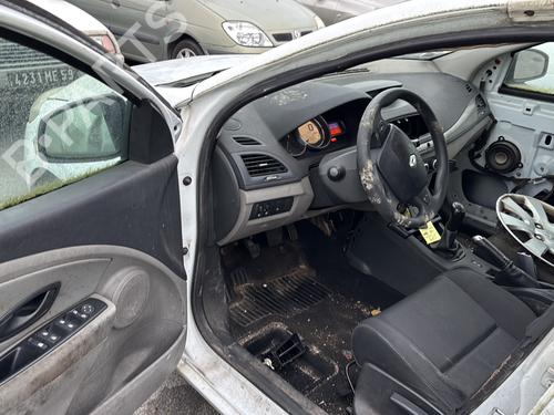 Fuse box RENAULT MEGANE III Hatchback (BZ0/1_, B3_) 1.5 dCi (BZ0C) | BP26527806E1 - Image 17