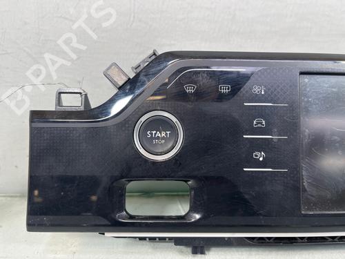 display-monitor-citroen-c4-grand-picasso-ii-da_-de_-2013-37452403 main image