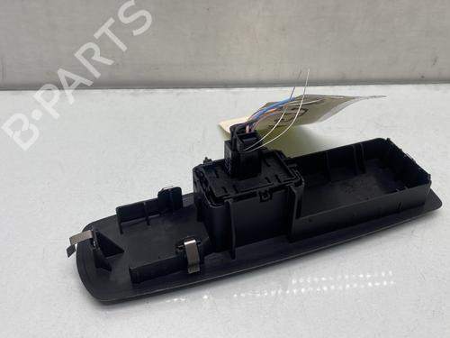 Right front window switch RENAULT MEGANE III Hatchback (BZ0/1_, B3_) 1.5 dCi (BZ09, BZ0D, BZ1W, BZ29, BZ14) | BP27721702I26 - Image 3
