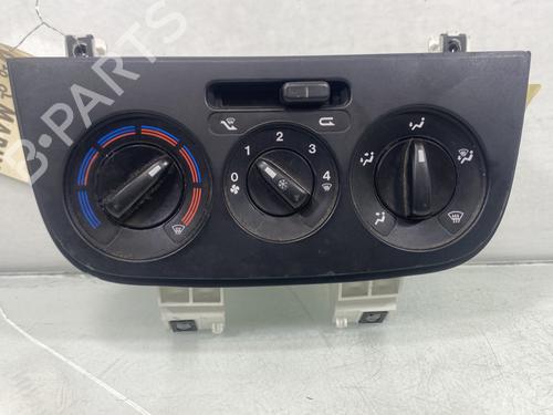 Used Climate control PEUGEOT BIPPER Tepee 1.3 HDi 75 (75 hp) 32524535