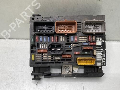 Fuse box CITROËN C5 III Break (RW_) 1.6 HDi 110 (RW9HZC) | BP30080143E1 