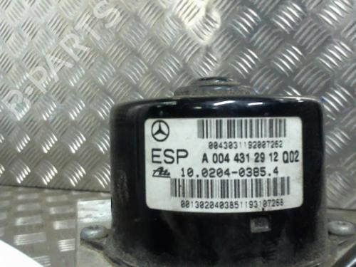 Used ABS pump ABS pump MERCEDES-BENZ C-CLASS (W203) C 200 CDI (203.007) (122 hp) 20004193 20004193