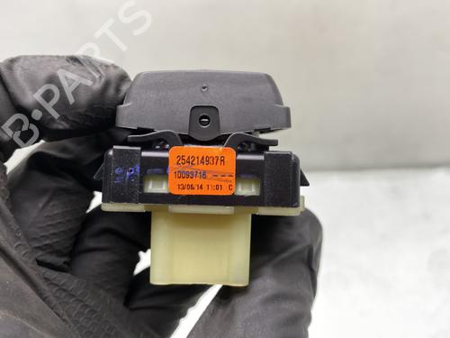 Right front window switch DACIA SANDERO II TCe 90 (B8M1, B8MA, B8AC) | BP31628974I26