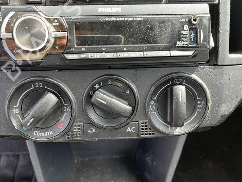 Front right exterior door handle VW POLO (9N_, 9A_)  | BP20024729C129 