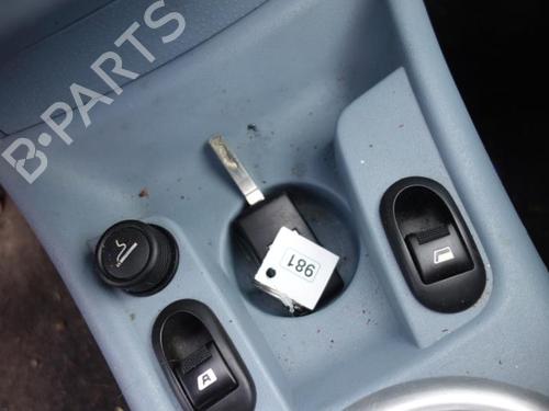 Left front door CITROËN C3 I (FC_, FN_) 1.4 HDi | BP28577982C2