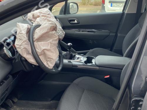 Brugte PEUGEOT 3008 I MPV (0U_) 1.6 HDi (114 hp) 4326027