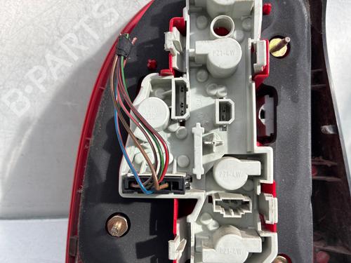 Right taillight VW PASSAT B5.5 (3B3) 1.9 TDI | BP40066702C35 - Image 3