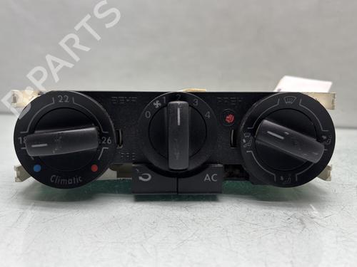 Used Climate control VW POLO IV (9N_, 9A_) 1.4 TDI (70 hp) 28496733