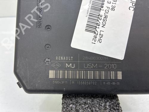 Fuse box RENAULT MASTER III Van (FV) 2.3 dCi 180 FWD (FV04, FV07) | BP36761685E1 - Image 2