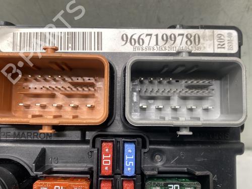 Fuse box CITROËN C3 II (SC_) 1.4 HDi 70 (SC8HZC, SC8HR0, SC8HP4) | BP30082743E1