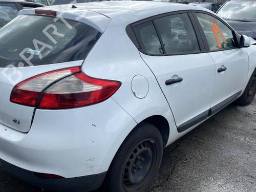 Fuse box RENAULT MEGANE III Hatchback (BZ0/1_, B3_) 1.5 dCi | BP20185274E1 