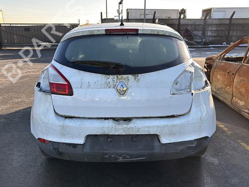 Fuse box RENAULT MEGANE III Hatchback (BZ0/1_, B3_) 1.5 dCi (BZ0C) | BP23764761E1  - Image 19