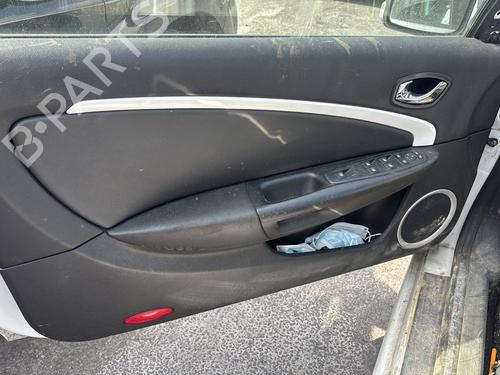 Fuse box RENAULT MEGANE CC (EZ0/1_) 1.9 dCi (EZ0J, EZ1S) | BP34449716E1 - Image 23