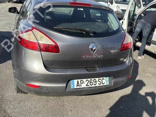 Fuse box RENAULT MEGANE III Hatchback (BZ0/1_, B3_) 1.5 dCi (BZ09, BZ0D, BZ1W, BZ29, BZ14) | BP37409551E1 - Image 17