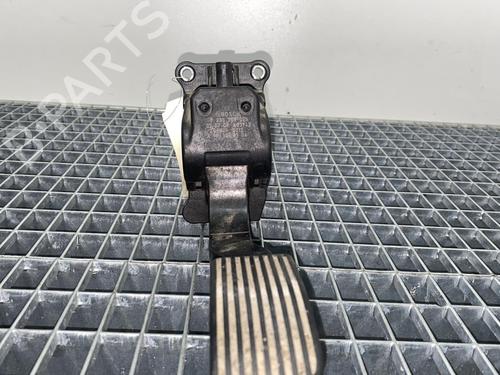 Pédale MERCEDES-BENZ SPRINTER 3,5-t Van (B906) [2006-2020]  19978797