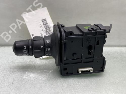 Used Switch RENAULT SCÉNIC II (JM0/1_) 1.9 dCi (JM0G, JM12, JM1G, JM2C) (120 hp) 24428283