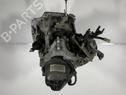 manual-gearbox-dacia-logan-mcv-ii-10-sce-75-320100735r-2013-19953397 main image