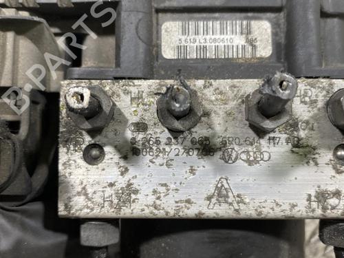 Used ABS pump SKODA ROOMSTER (5J7) 1.6 TDI (90 hp) 19973586