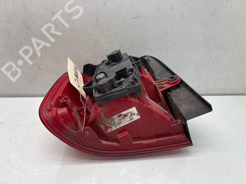 Used Right taillight Right taillight VW TOURAN (1T3) 1.6 TDI (105 hp) 40270825 40270825