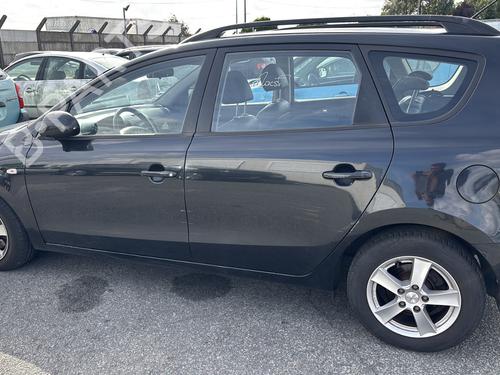 Switch HYUNDAI i30 Estate (FD) 1.6 CRDi | BP35938698I30 - Image 21