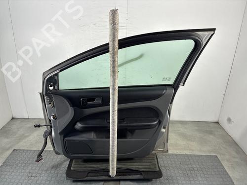 Dør højre fortil Dør højre fortil FORD FOCUS II (DA_, HCP, DP) 1.6 TDCi (109 hp) 39902190 39902190