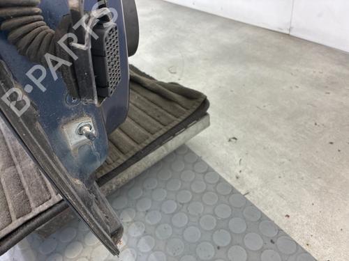 Used Right front door Right front door 36008470 36008470