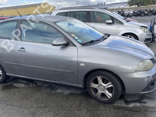 Front left door window SEAT IBIZA III (6L1) 1.4 TDI | BP26952557C18 