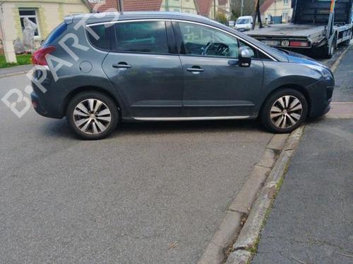 Brugte PEUGEOT 3008 I MPV (0U_) 1.2 (131 hp) 4421071